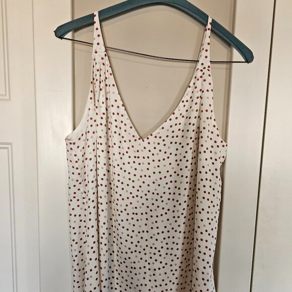 RW&CO - dressy flowy tank top size Large - Picture 1 of 4